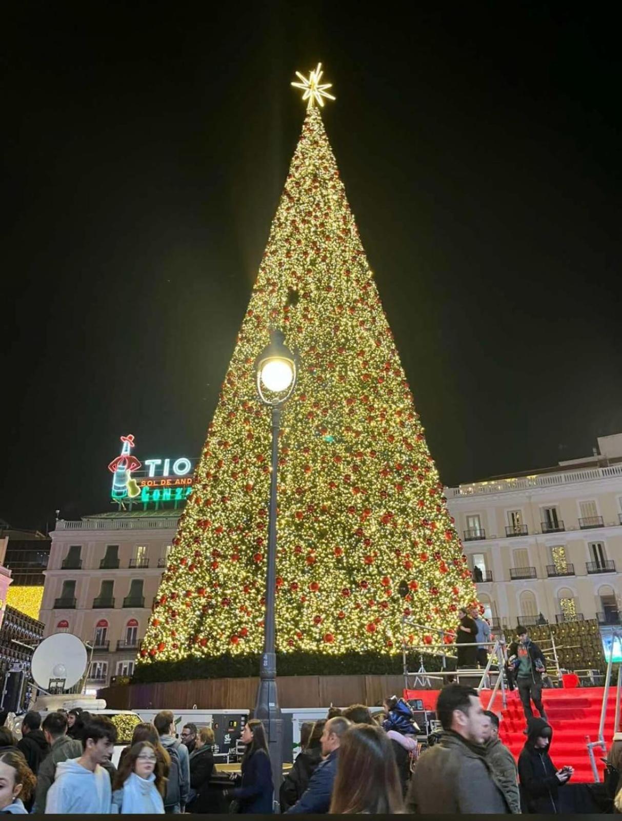 Ch Cruz Madrid Hotel Екстериор снимка