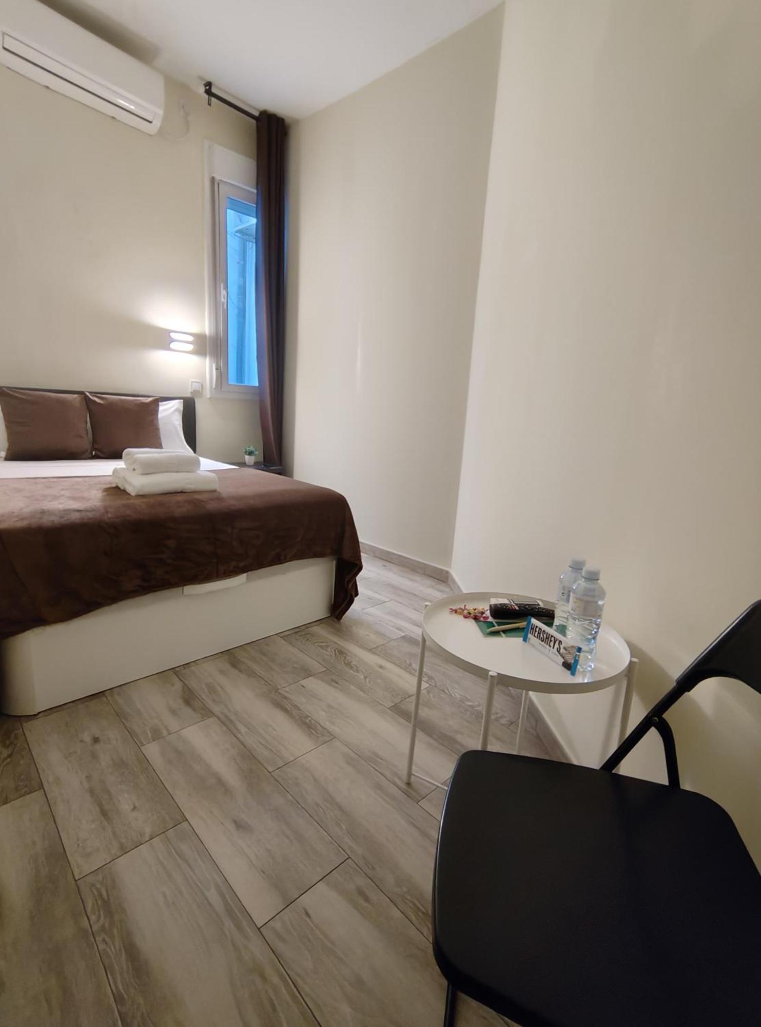 Ch Cruz Madrid Hotel Екстериор снимка